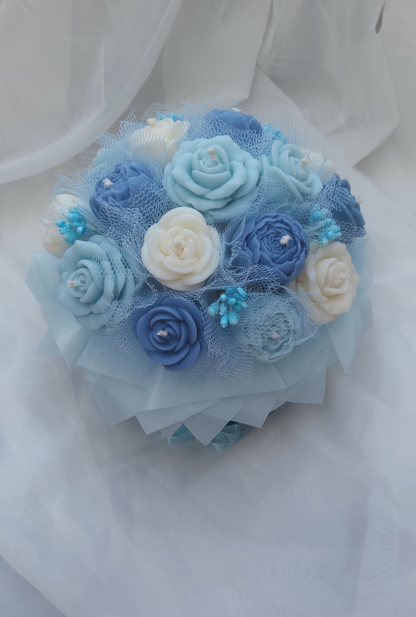 Bright bouquet Blue extravaganza