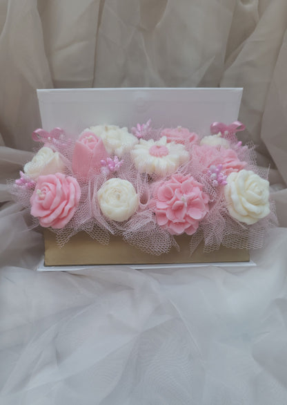 Rosa mykhet Lysbukett i bok
